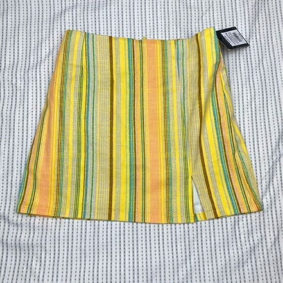Girls bright striped skirt   - Picture 5 of 8